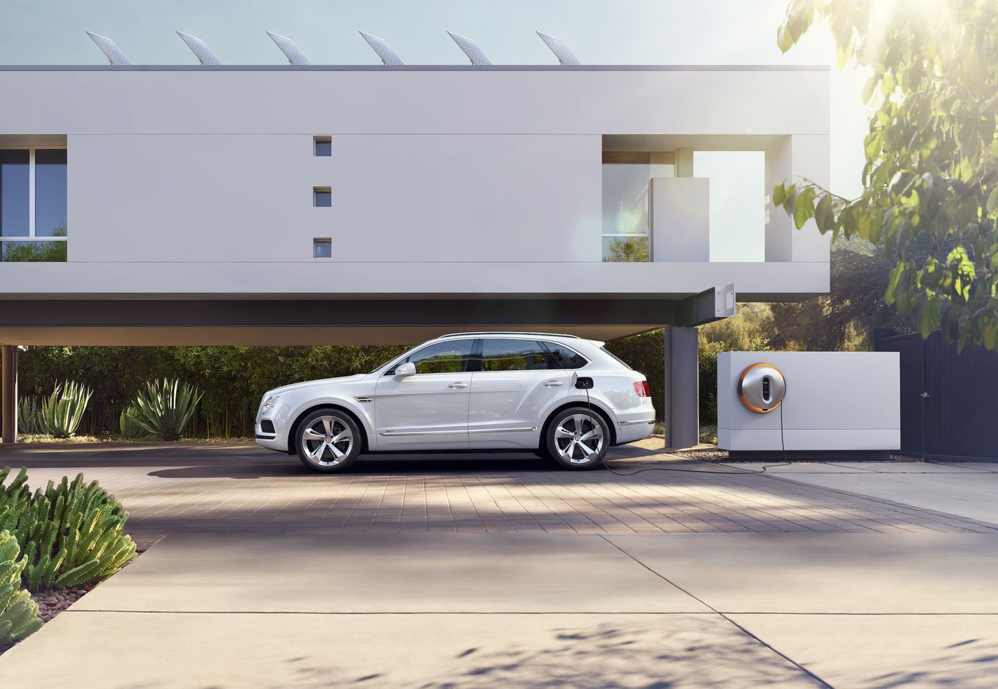 bentley bentayga hybrid suv