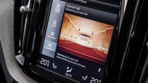 centre screen volvo xc60 T8